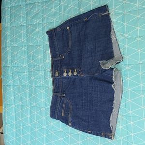 Old Navy Boyfriend Jean Shorts Women's Size 6
